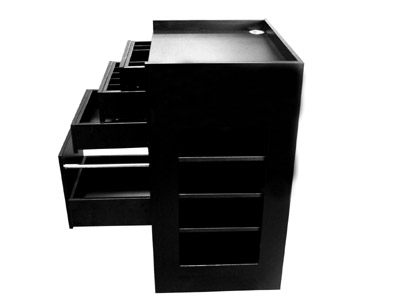 Möbelteile Holz montiert