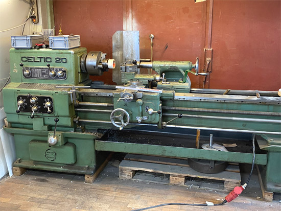 schleifen, sägen, hobeln, furnierpresse, profilfräse, breitbandschleifmaschine, kantenleimmaschine Holzzuschnitte Heilbronn