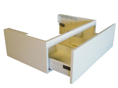 Möbelteile Holz montiert